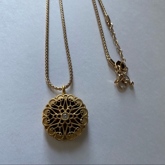 Origami Owl Round Living Locket Necklace Modolody Diffuser - Picture 11 of 11